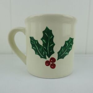 Eddie Bauer Exclusive Holly and Berry Christmas Coffee Mug Cup